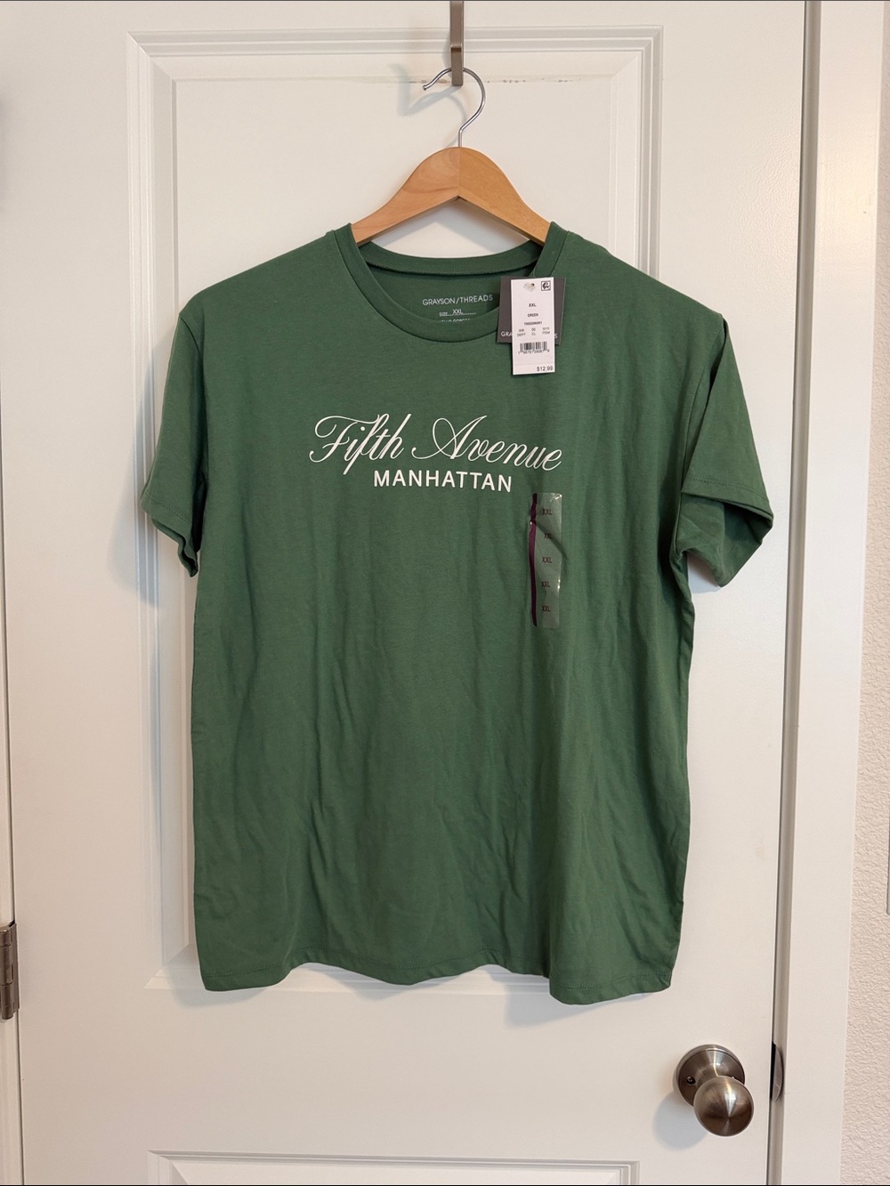Grayson Threads Fifth Avenue Manhattan Tee in Green